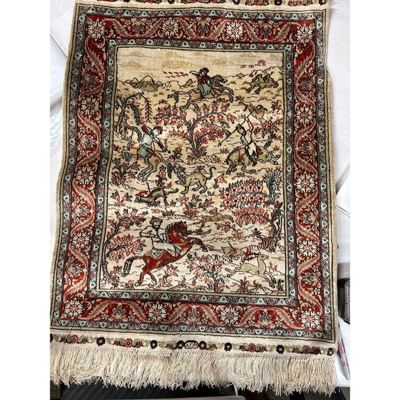 Vintage Persian Hunting Scene Isfahan Rug - 03 💯HUNTING RUG.  (66x50cm). Isfa”Han Rug. Persi an  Hand Made Silk Rug.